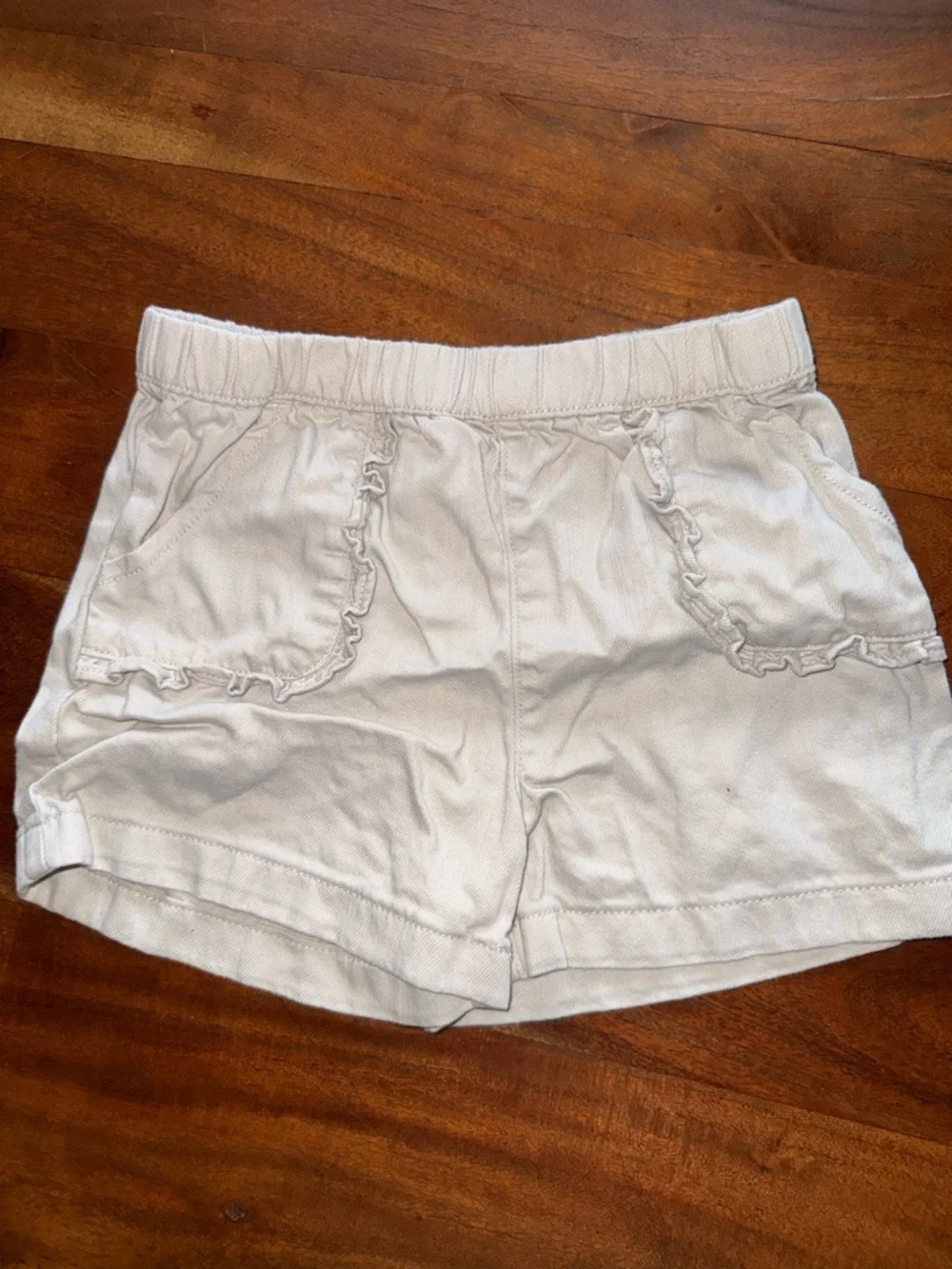 Garanimals Light Cream Ruffle Pocket High Waist Women’s Shorts